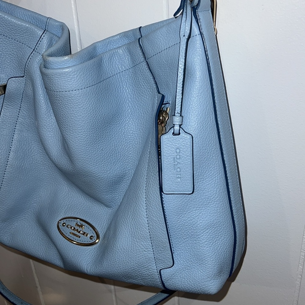 COACH Light Blue Leather 2 Way Shoulder Bag with Crossbody Strap EUC - Picture 3 of 16